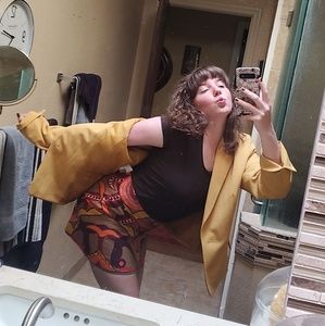 Meet your Posher, Madeline